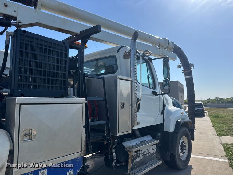 image for item MX9285 2014 Freightliner 114SD sewer jetter truck