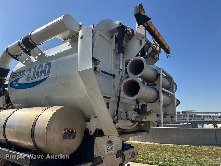 image for item MX9285 2014 Freightliner 114SD sewer jetter truck