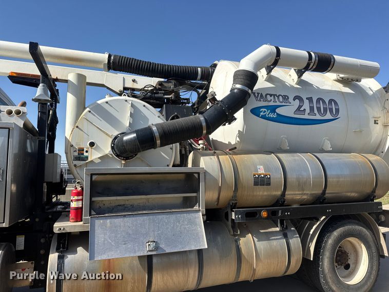 image for item MX9285 2014 Freightliner 114SD sewer jetter truck