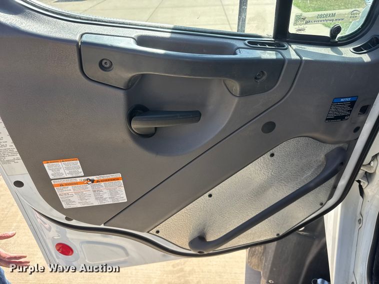 image for item MX9285 2014 Freightliner 114SD sewer jetter truck