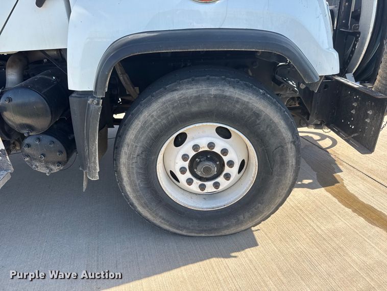 image for item MX9285 2014 Freightliner 114SD sewer jetter truck