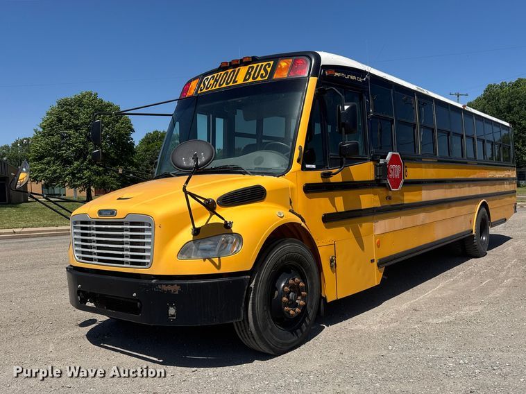 image for item MX9286 2008 Freightliner B2 school bus