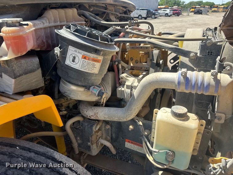 image for item MX9286 2008 Freightliner B2 school bus
