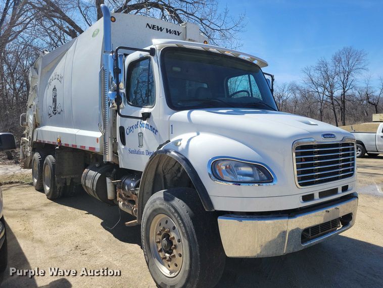 image for item NK9917 2014 Freightliner Business Class M2 refuse truck