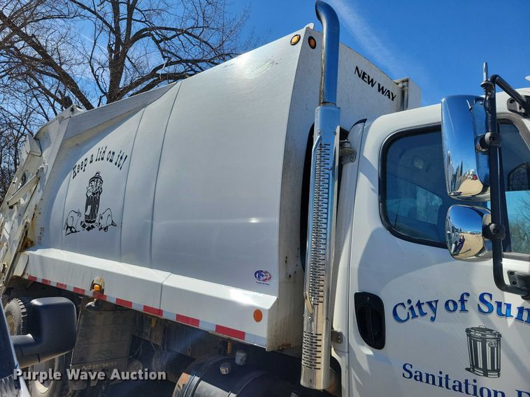 image for item NK9917 2014 Freightliner Business Class M2 refuse truck