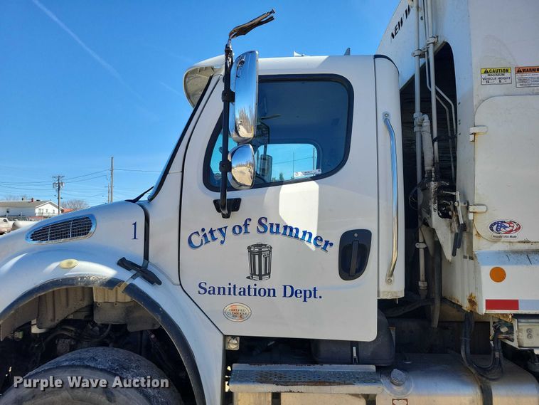image for item NK9917 2014 Freightliner Business Class M2 refuse truck