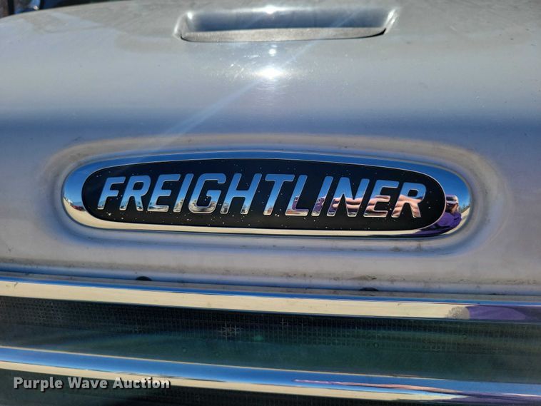 image for item NK9917 2014 Freightliner Business Class M2 refuse truck