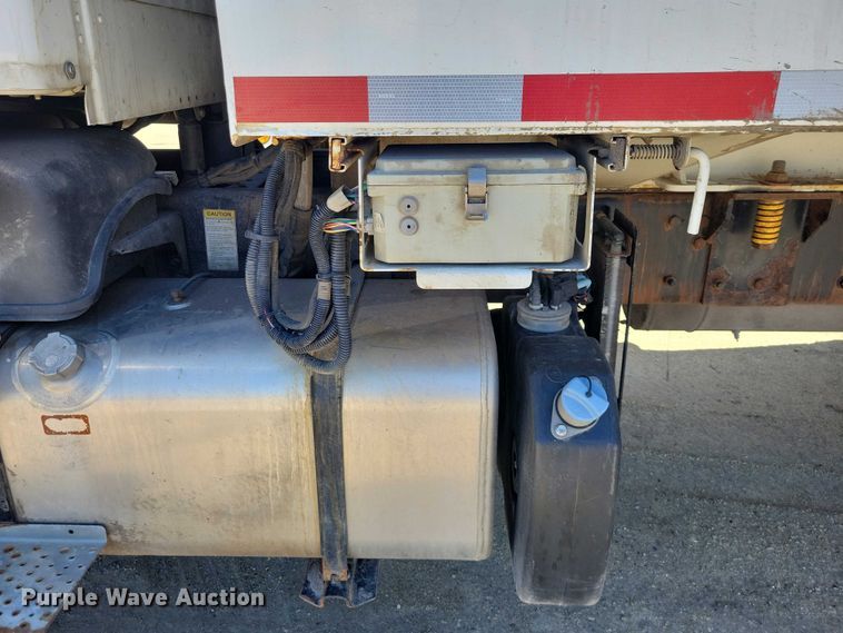 image for item NK9917 2014 Freightliner Business Class M2 refuse truck