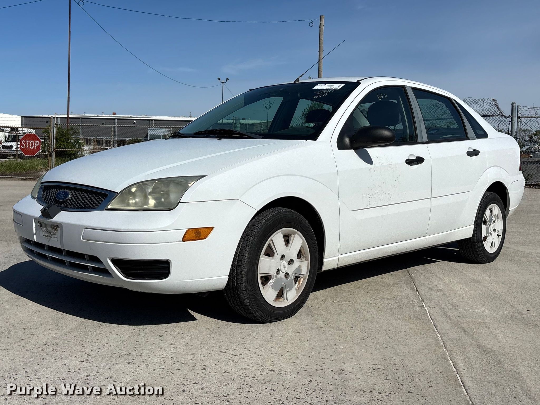 2007 Ford Focus ZX4 in Kansas City, MO | Item FN5634 for sale