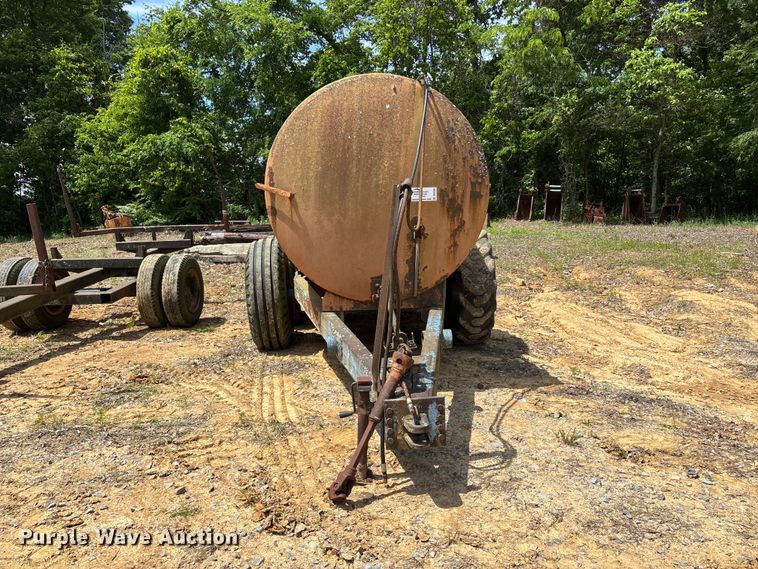 image for item DV4295 Liquid manure spreader