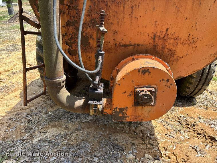 image for item DV4295 Liquid manure spreader