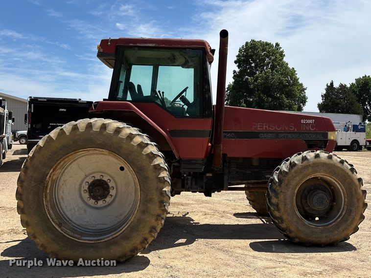 image for item DV4296 Case IH 7140 MFWD tractor