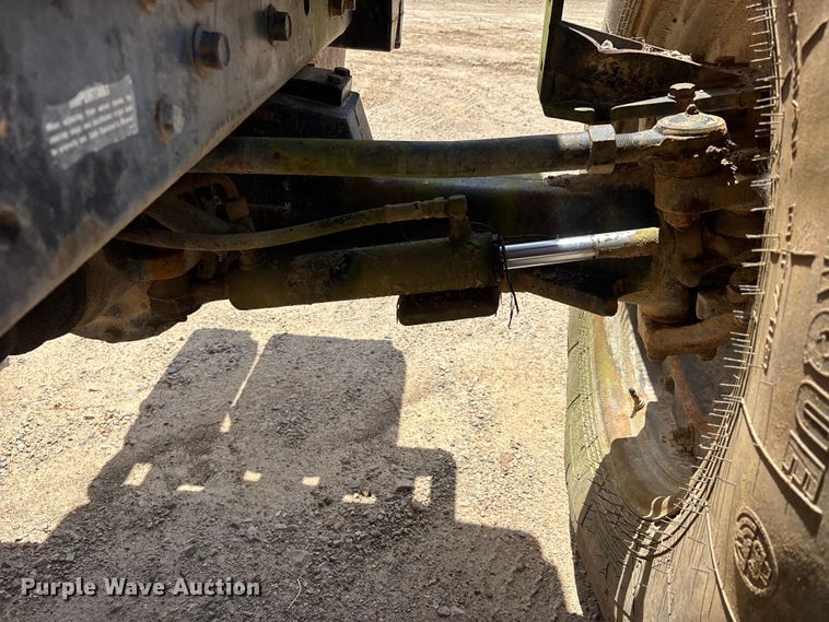 image for item DV4296 Case IH 7140 MFWD tractor