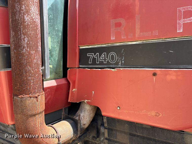 image for item DV4296 Case IH 7140 MFWD tractor