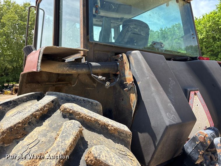 image for item DV4296 Case IH 7140 MFWD tractor