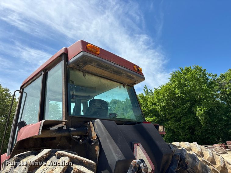image for item DV4296 Case IH 7140 MFWD tractor