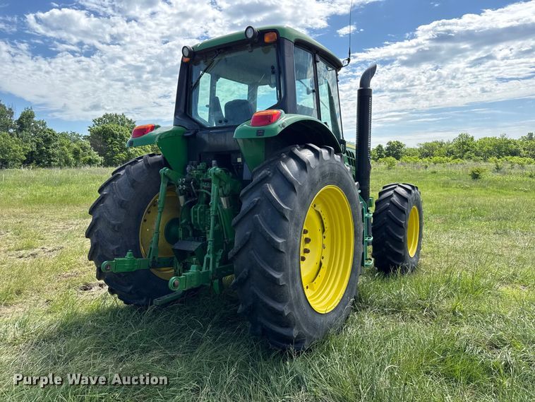 image for item DZ4460 2015 John Deere 6150M MFWD tractor