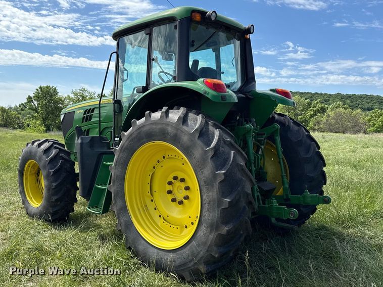 image for item DZ4460 2015 John Deere 6150M MFWD tractor
