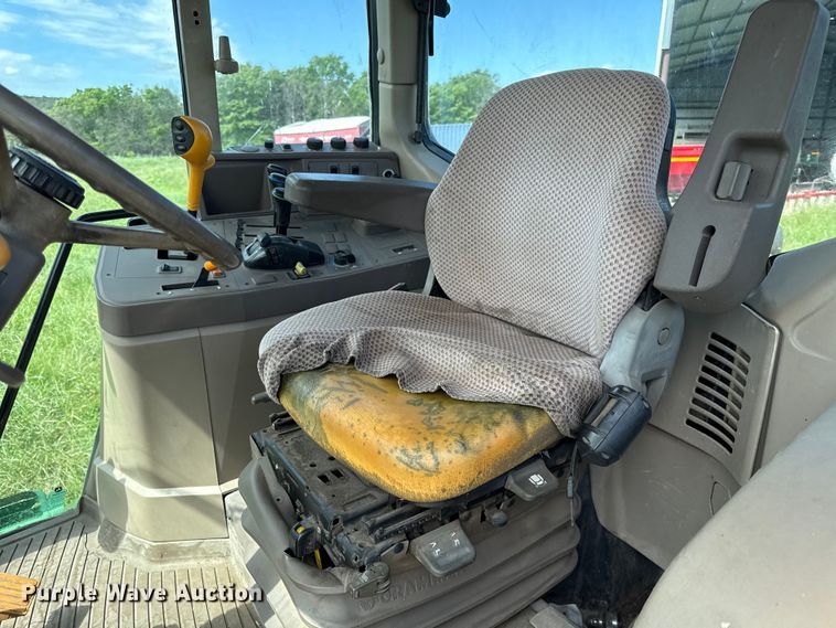 image for item DZ4460 2015 John Deere 6150M MFWD tractor