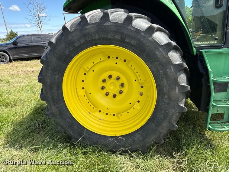 image for item DZ4460 2015 John Deere 6150M MFWD tractor