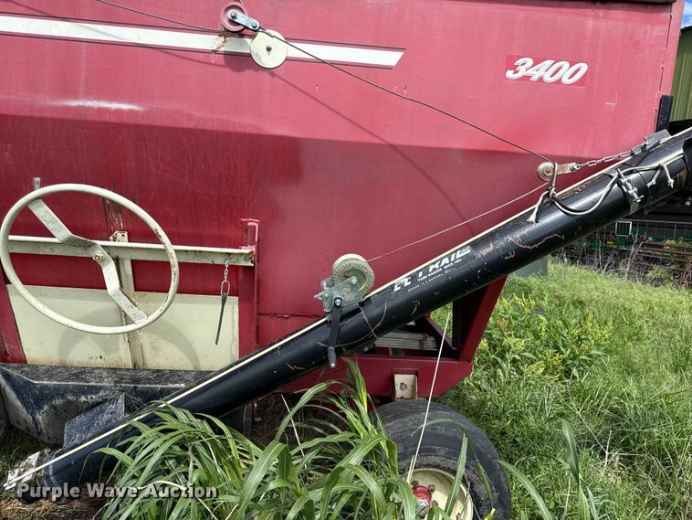 image for item DZ4462 EZ trail 3400 gravity wagon