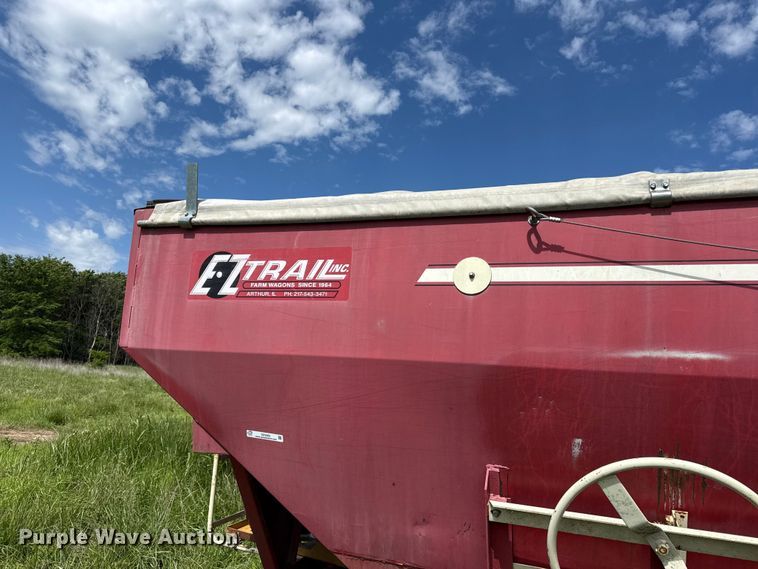 image for item DZ4462 EZ trail 3400 gravity wagon
