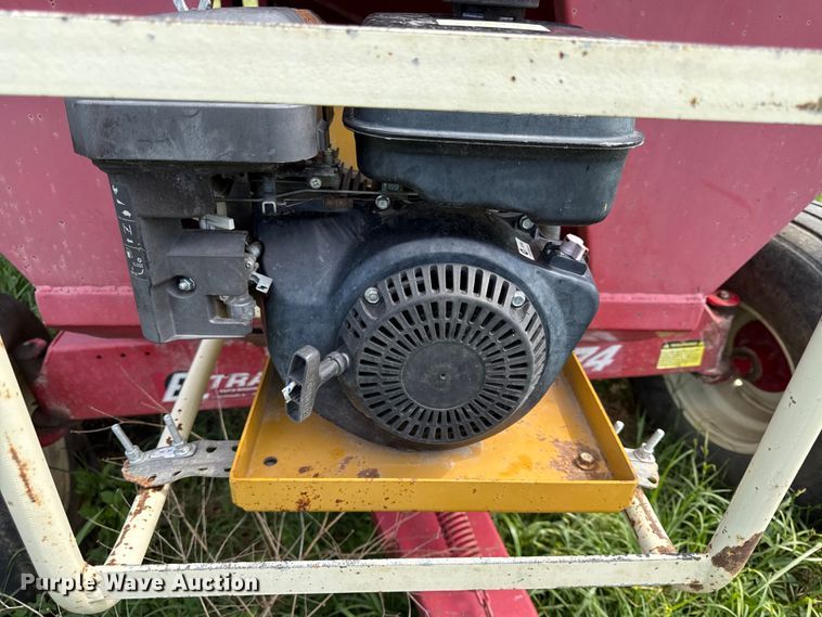 image for item DZ4462 EZ trail 3400 gravity wagon