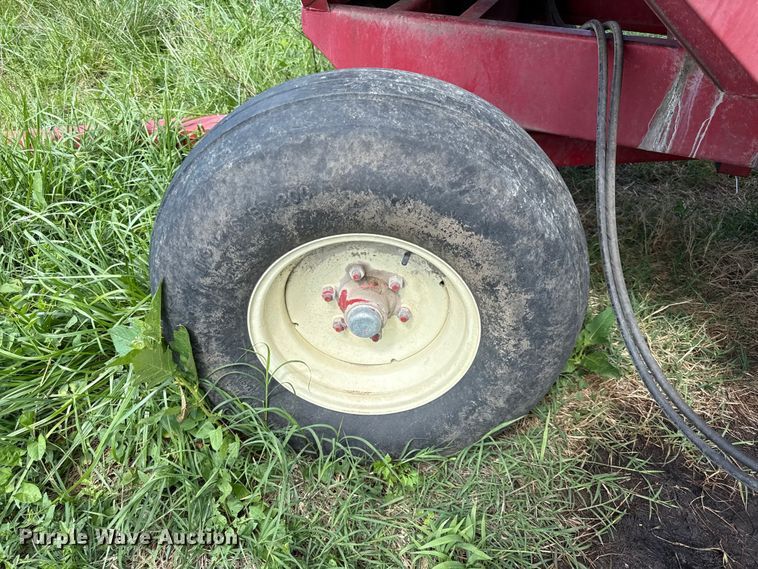 image for item DZ4462 EZ trail 3400 gravity wagon