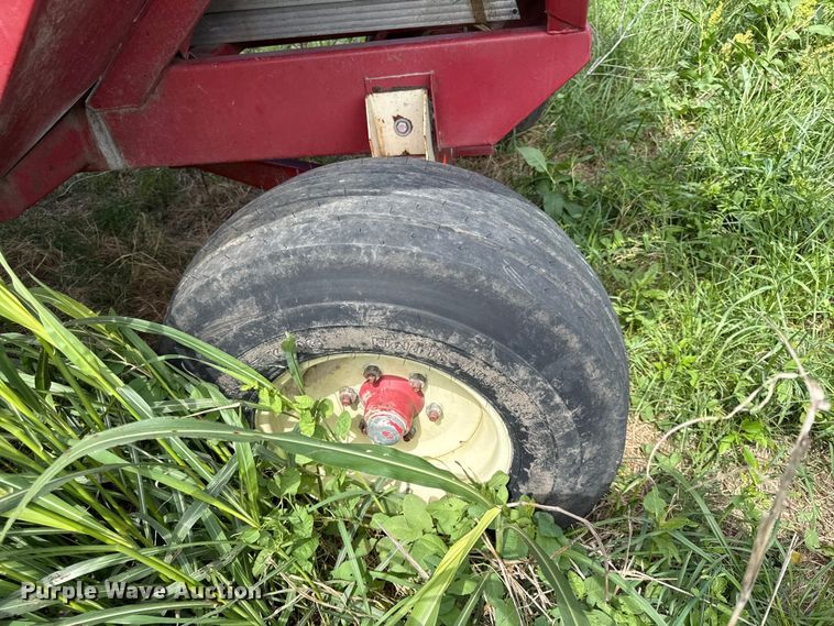 image for item DZ4462 EZ trail 3400 gravity wagon