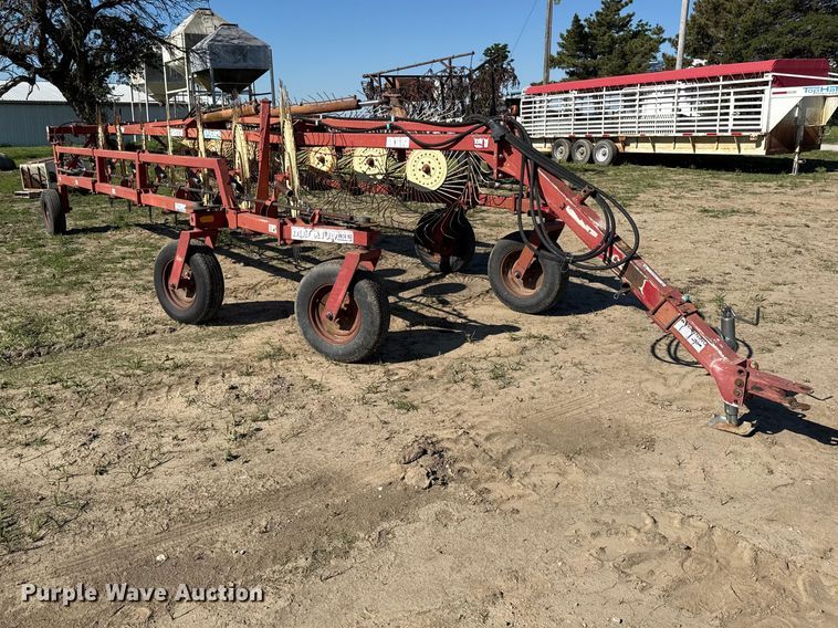 image for item DZ4472 Sitrex Magnum MK14-16 hay rake
