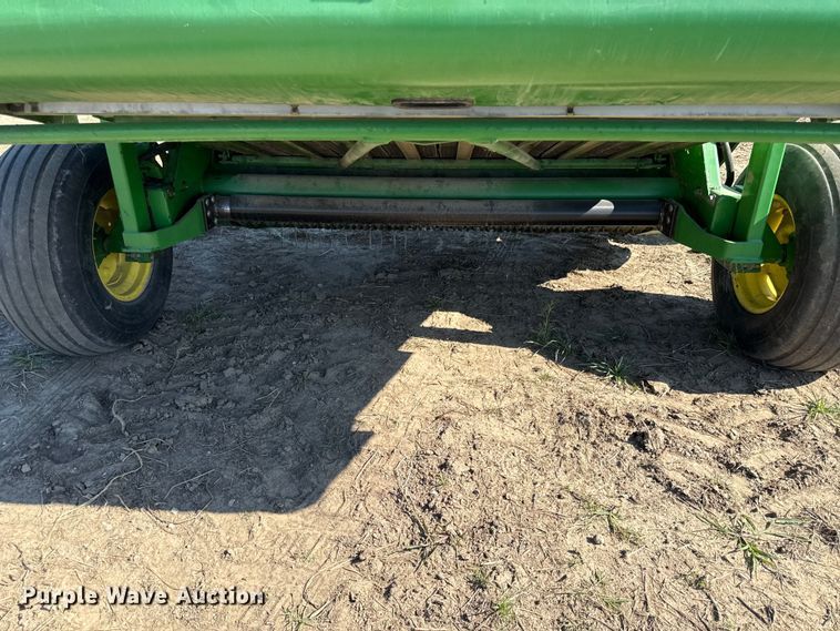 image for item DZ4474 John Deere 567 round baler