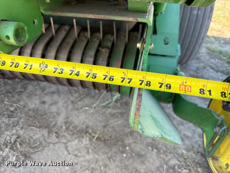 image for item DZ4474 John Deere 567 round baler
