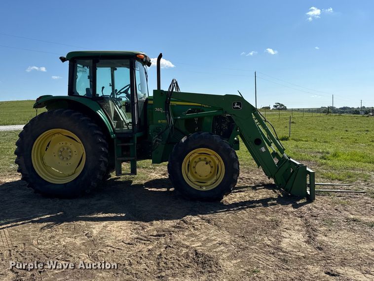 image for item DZ4475 John Deere 6615 tractor