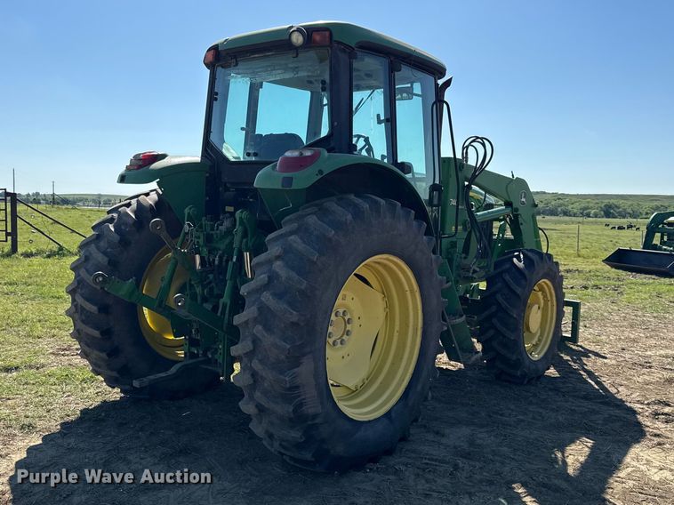 image for item DZ4475 John Deere 6615 tractor