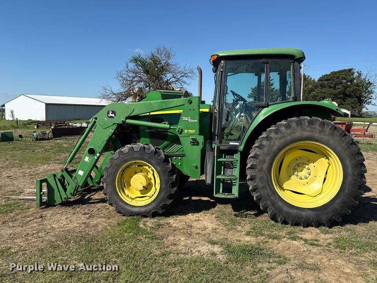 image for item DZ4475 John Deere 6615 tractor