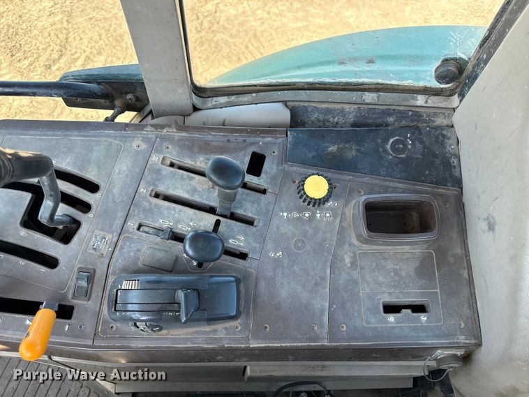 image for item DZ4475 John Deere 6615 tractor
