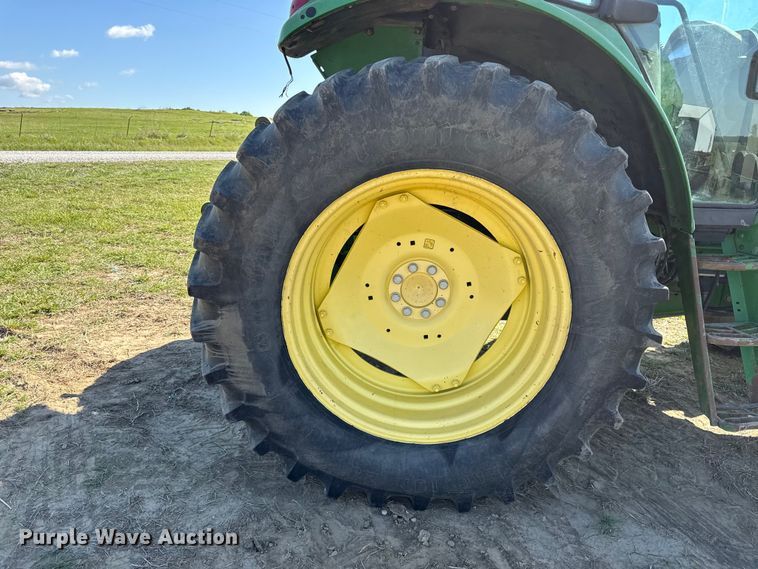 image for item DZ4475 John Deere 6615 tractor