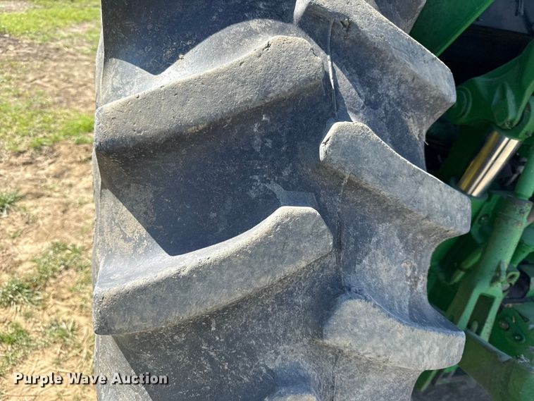 image for item DZ4475 John Deere 6615 tractor