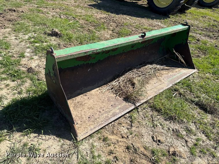 image for item DZ4475 John Deere 6615 tractor