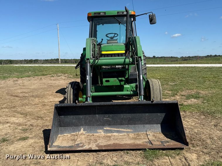 image for item DZ4476 2001 John Deere 7410 tractor