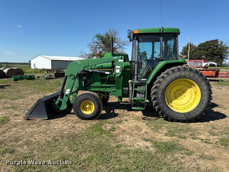 image for item DZ4476 2001 John Deere 7410 tractor