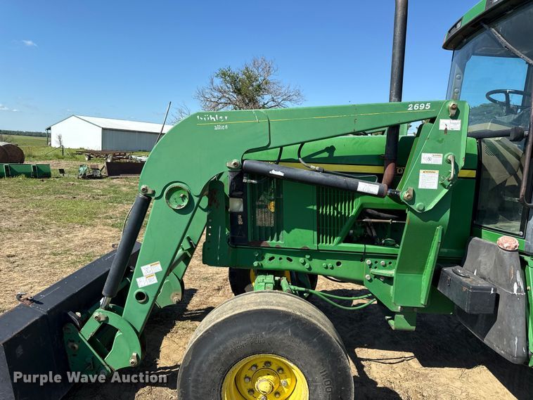 image for item DZ4476 2001 John Deere 7410 tractor