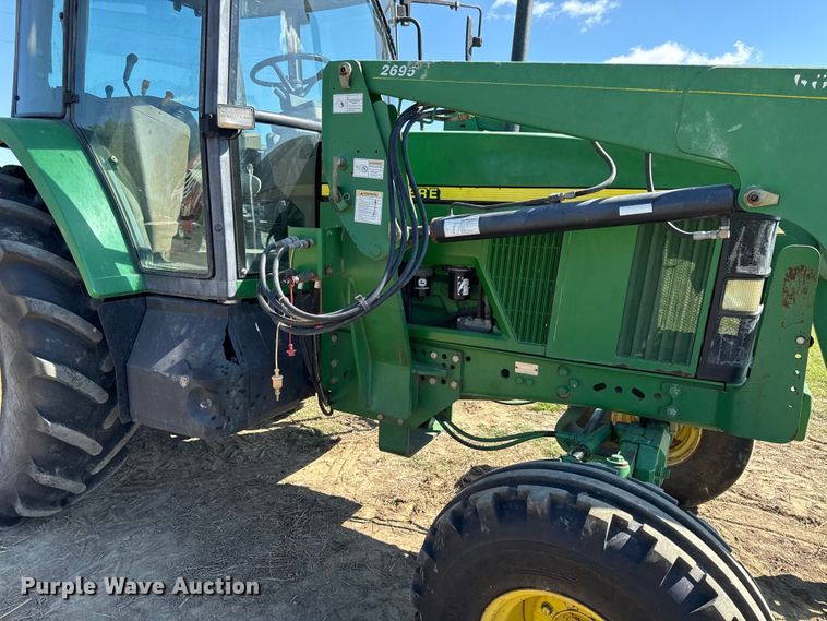 image for item DZ4476 2001 John Deere 7410 tractor