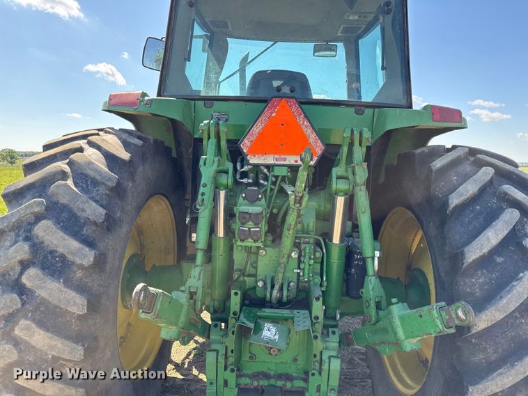 image for item DZ4476 2001 John Deere 7410 tractor