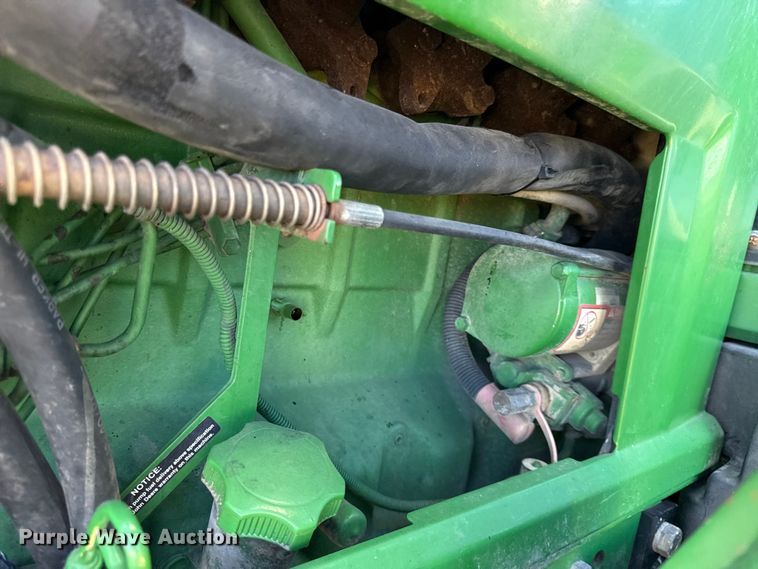 image for item DZ4476 2001 John Deere 7410 tractor
