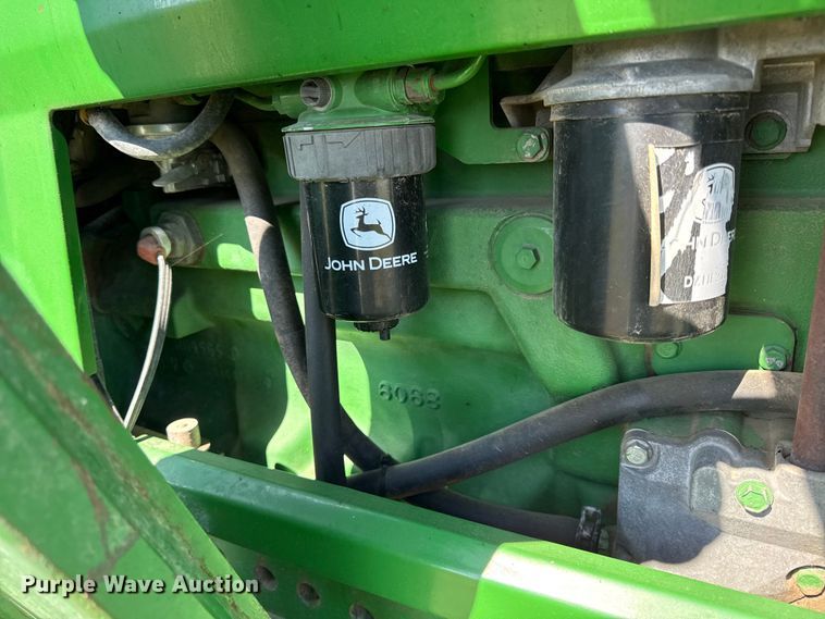 image for item DZ4476 2001 John Deere 7410 tractor