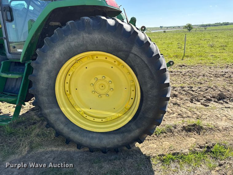 image for item DZ4476 2001 John Deere 7410 tractor
