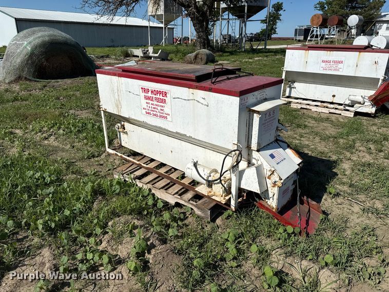 image for item DZ4478 (3) range feeders