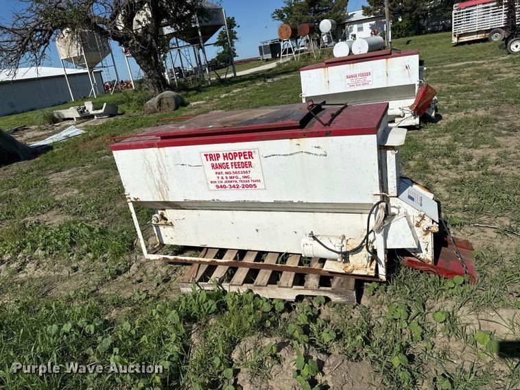 image for item DZ4478 (3) range feeders