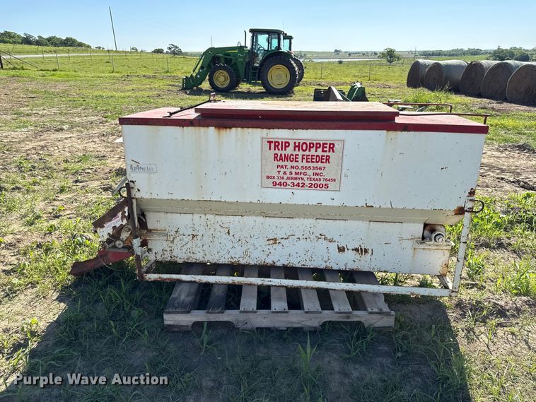 image for item DZ4478 (3) range feeders